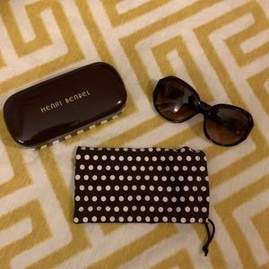 Henri Bendel sunglasses w dust bag, case